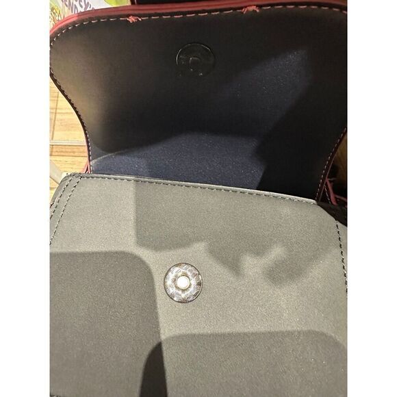 Disney Star Wars Dark Side Icon Crossbody Bag - Picture 3 of 5